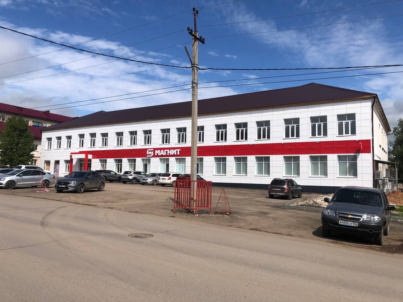 Сделали фасад из металлокассет для магазина Магнит в Бугуруслане